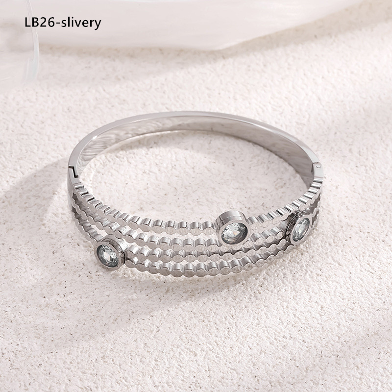 LB26 Bangle