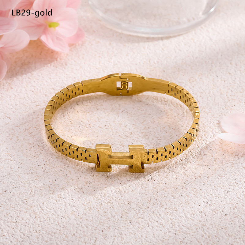 LB29 Bangle