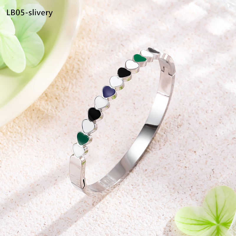 LB05 Bangle