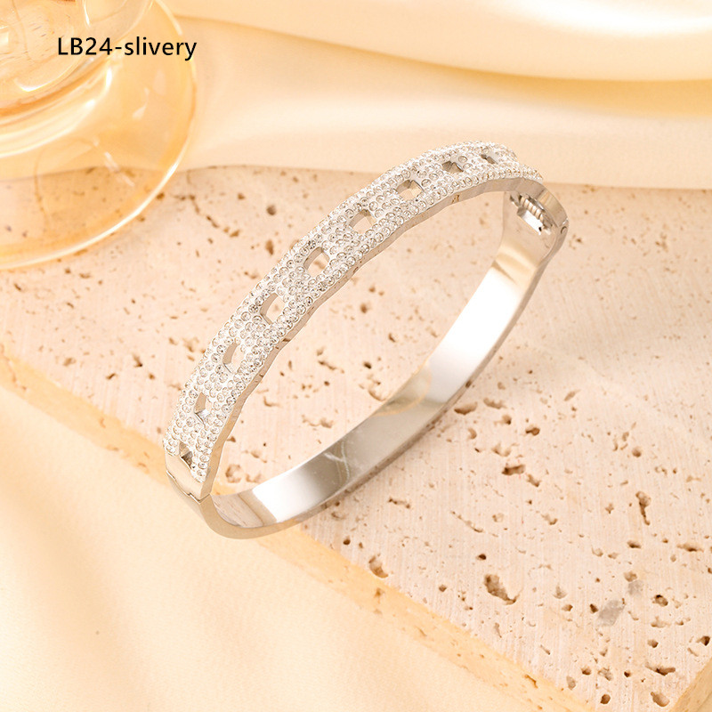 LB24 Bangle