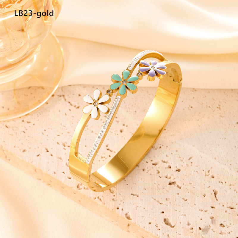 LB23 Bangle