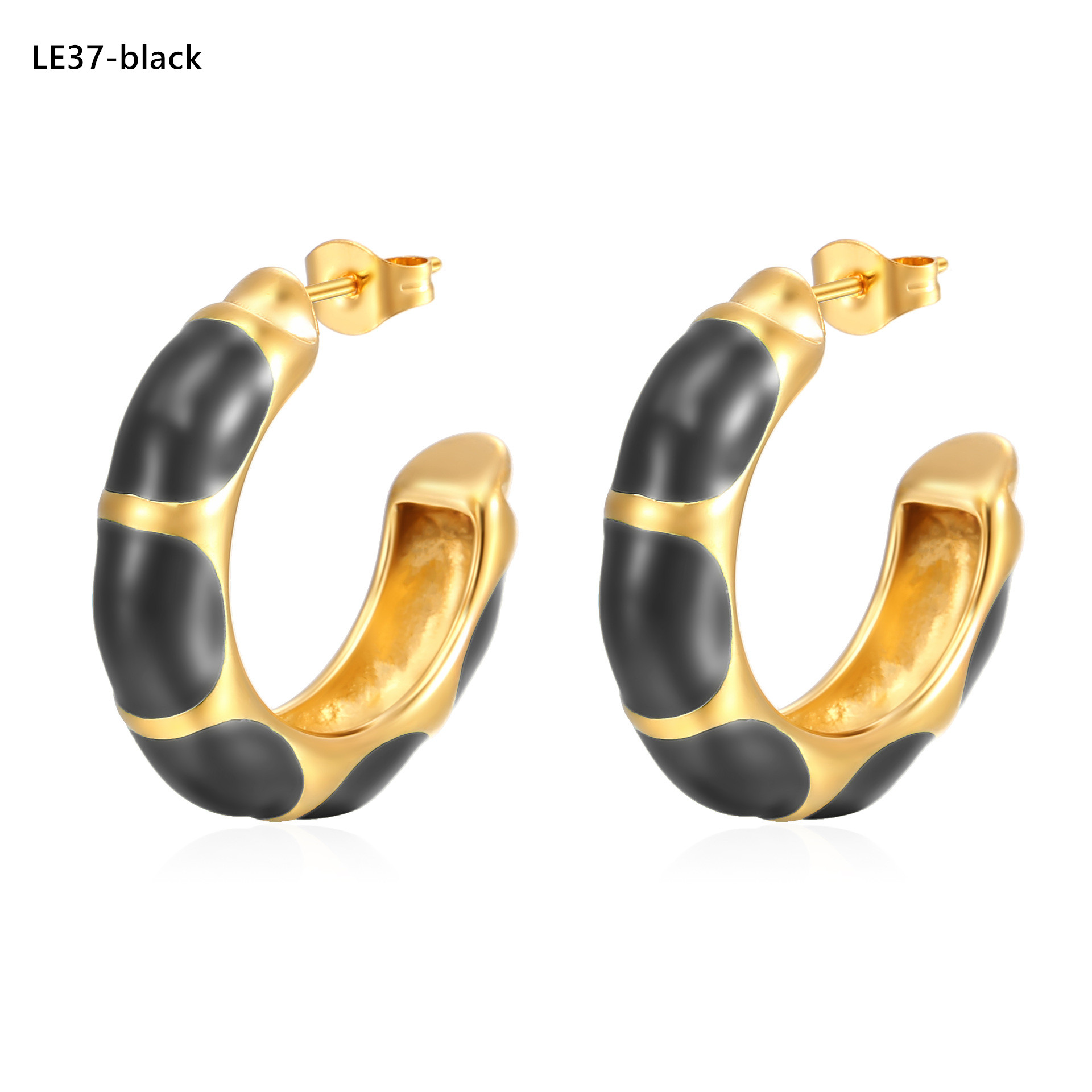 LE37 Earring