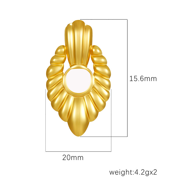 LE102 Earring