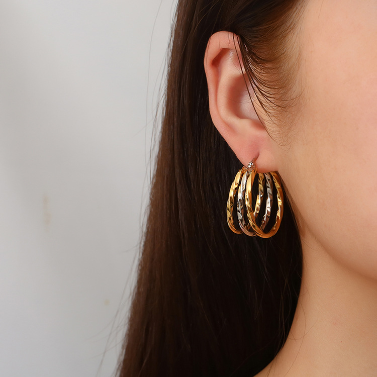 LE92 Earring