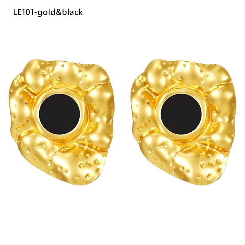 LE101 Earring