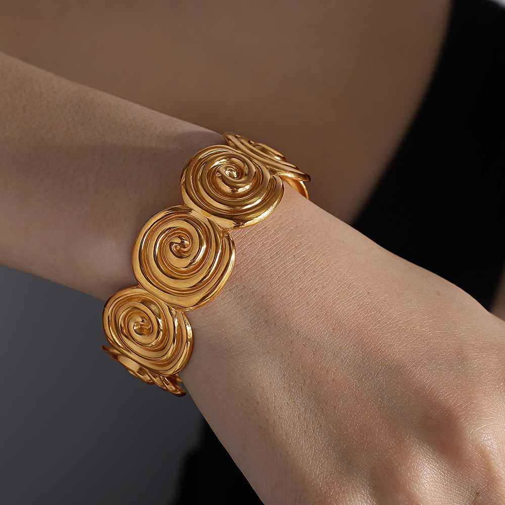 LB325 Bracelet